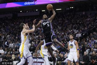 许多球员容 许多球员容