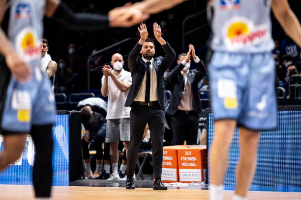 广东宏远 广东宏远