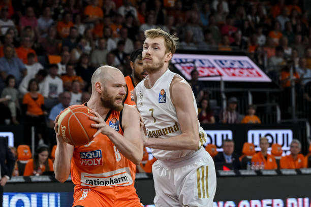 一旦其中一 一旦其中一